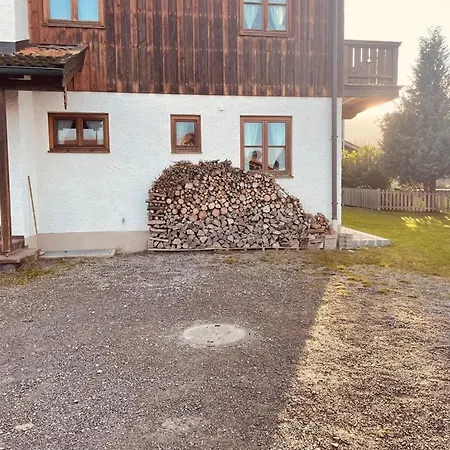 Apartment Bina